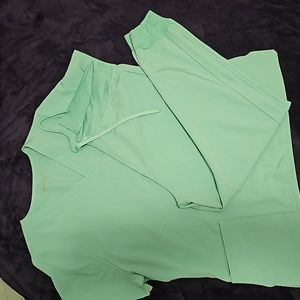 Mandala scrubs set seafoam.